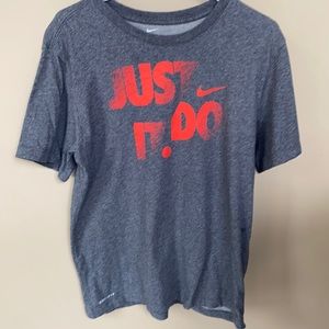 Nike Men’s T shirt